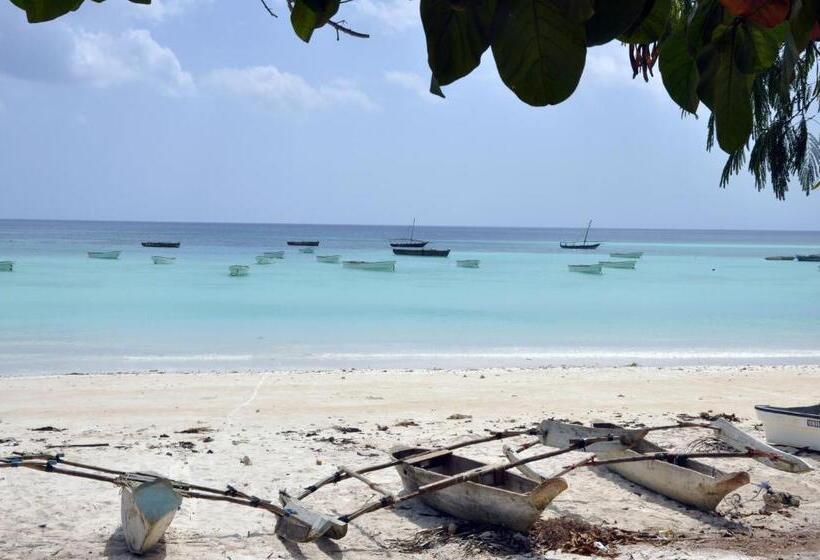 مبيت وإفطار Villa Huruma