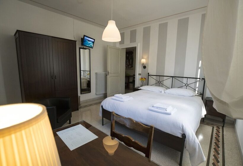 مبيت وإفطار Villa Liberty Urbino