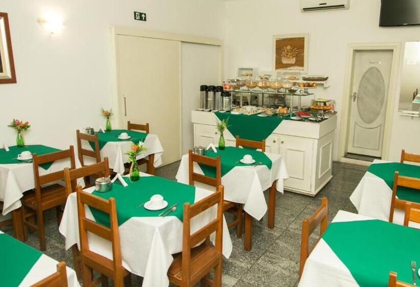 Central Plaza Hotel Tupa