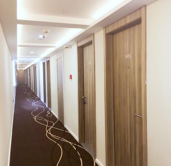 Hanting Hotel Wuhan Optics Valley Pedestrian Street Entrepreneurship Center