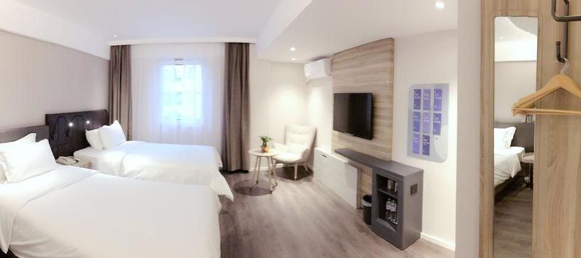 Hanting Hotel Wuhan Optics Valley Pedestrian Street Entrepreneurship Center