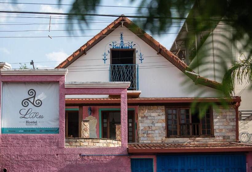Hostel Lares
