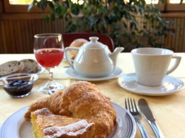 호텔 Albergo Maggio