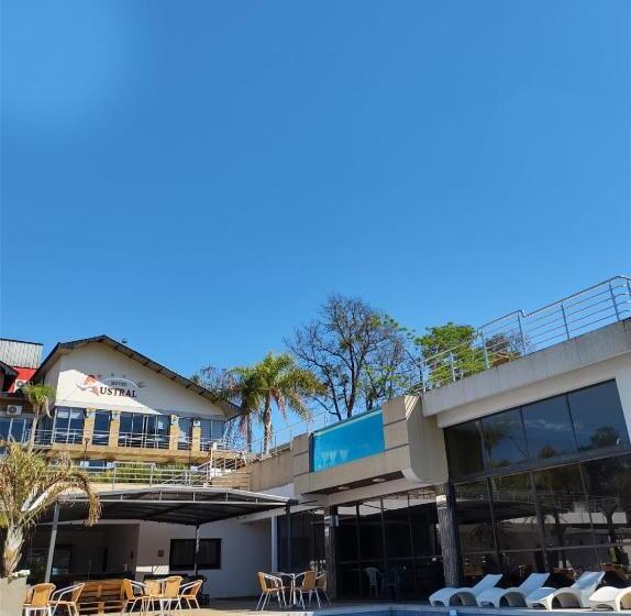 ホテル Austral