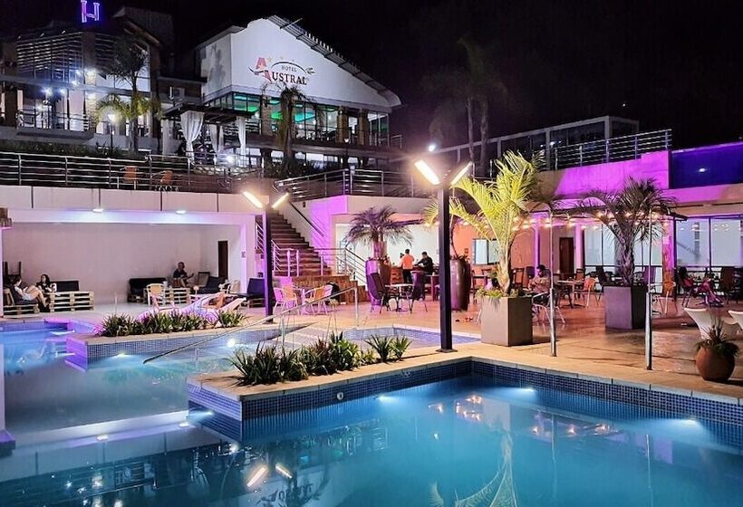 ホテル Austral