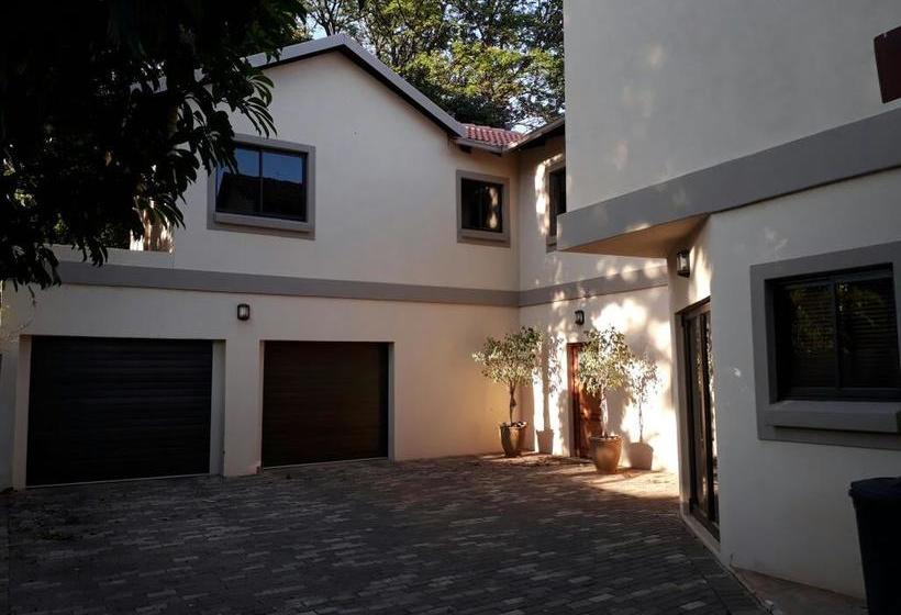 ホテル Bo Heimia Guesthouse