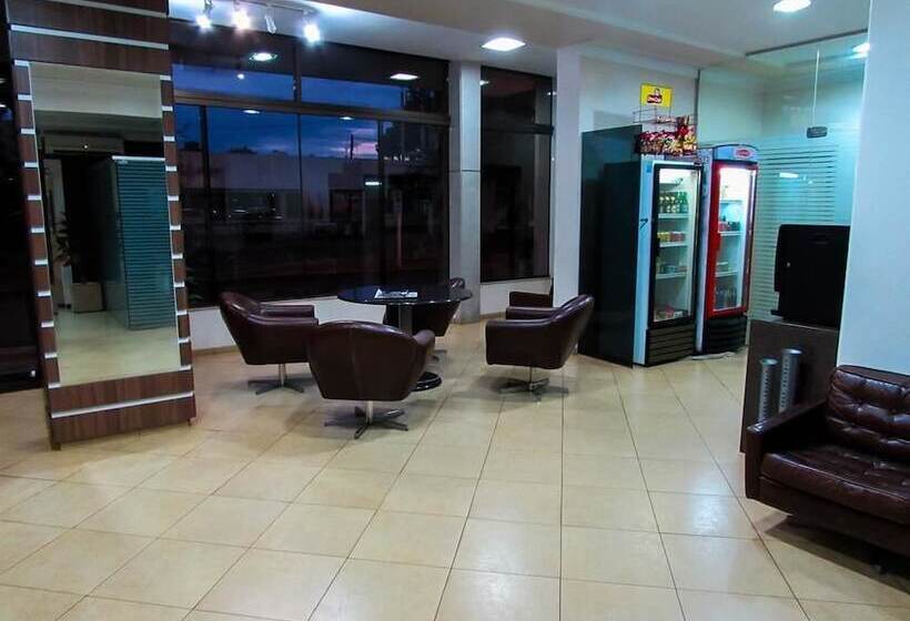 Отель Dourados Center