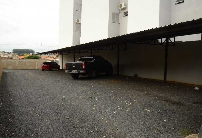 Отель Flamboyant