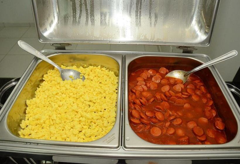 Отель Flamboyant