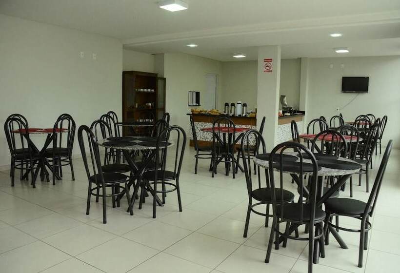 Отель Flamboyant