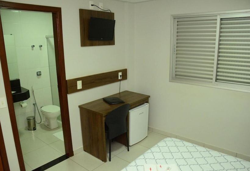 Отель Flamboyant