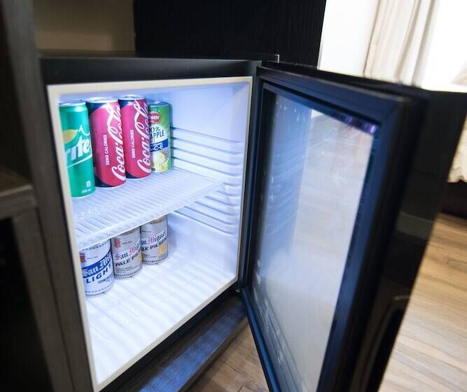 هتل Goldberry Lite