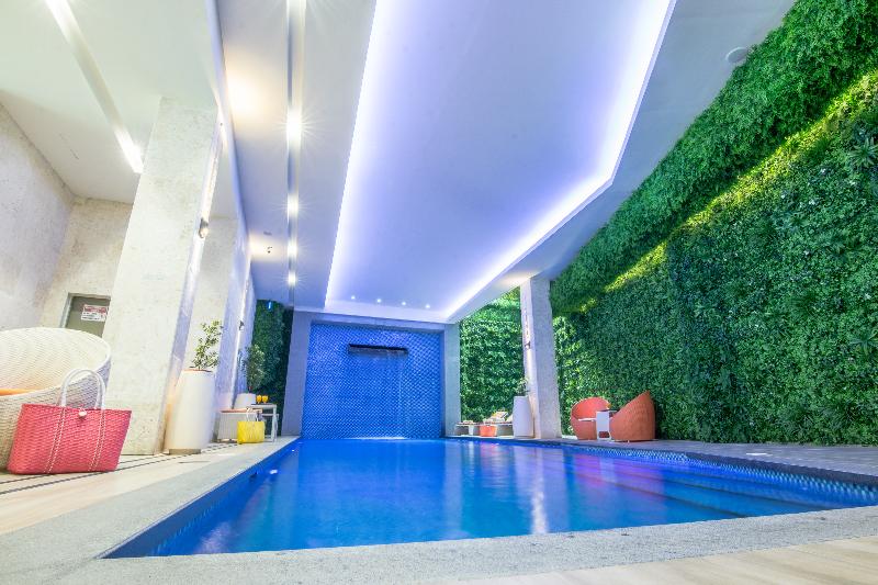 هتل Goldberry Lite