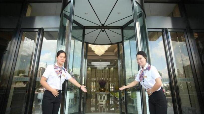 Отель Greentree Alliance Foshan West Station Luowu Road