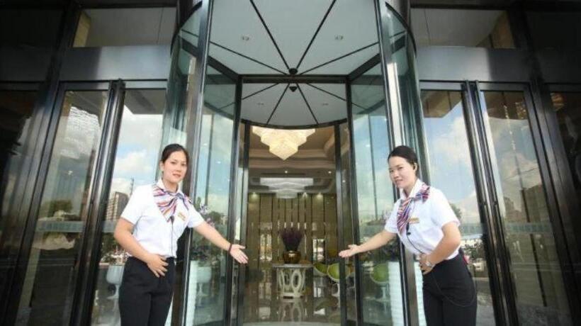 Отель Greentree Alliance Foshan West Station Luowu Road