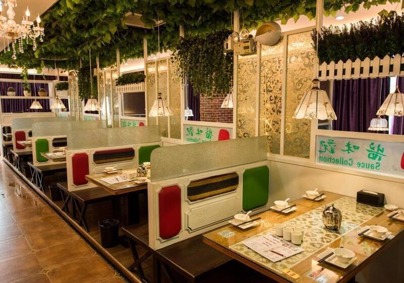 Отель Greentree Inn Wuhu Fanchang County Anding Road