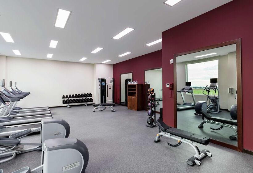 ホテル Hilton Garden Inn Salamanca