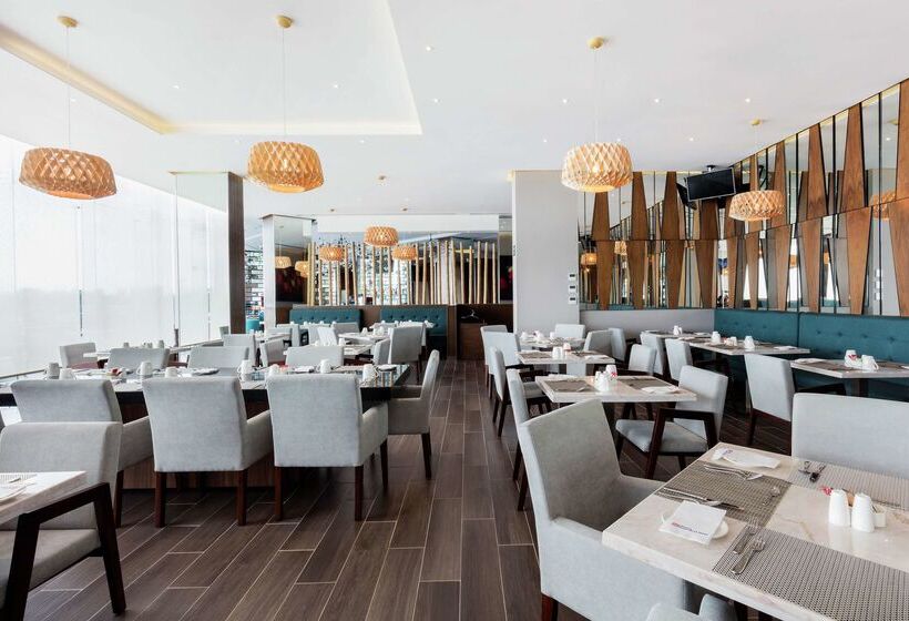 فندق Hilton Garden Inn Salamanca