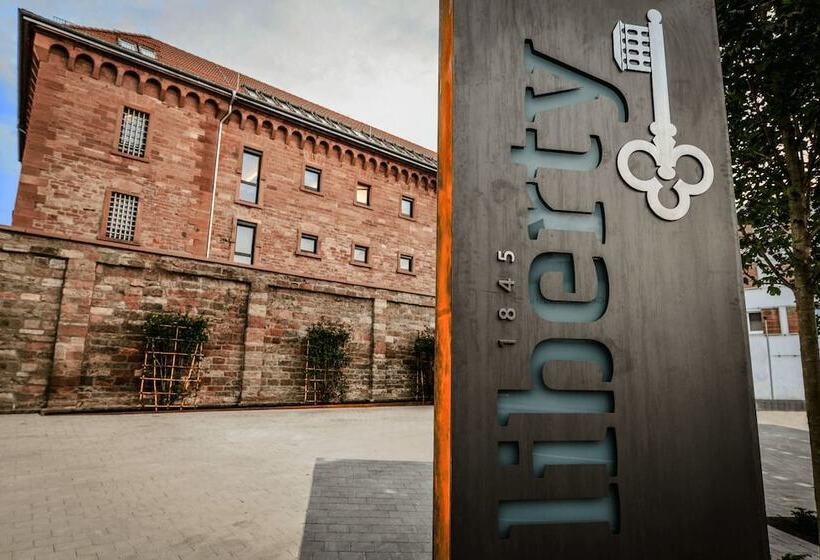 ホテル Liberty Offenburg