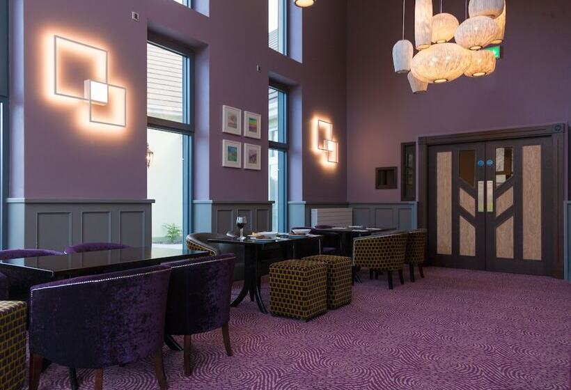 בית מלון כפרי Longcourt House