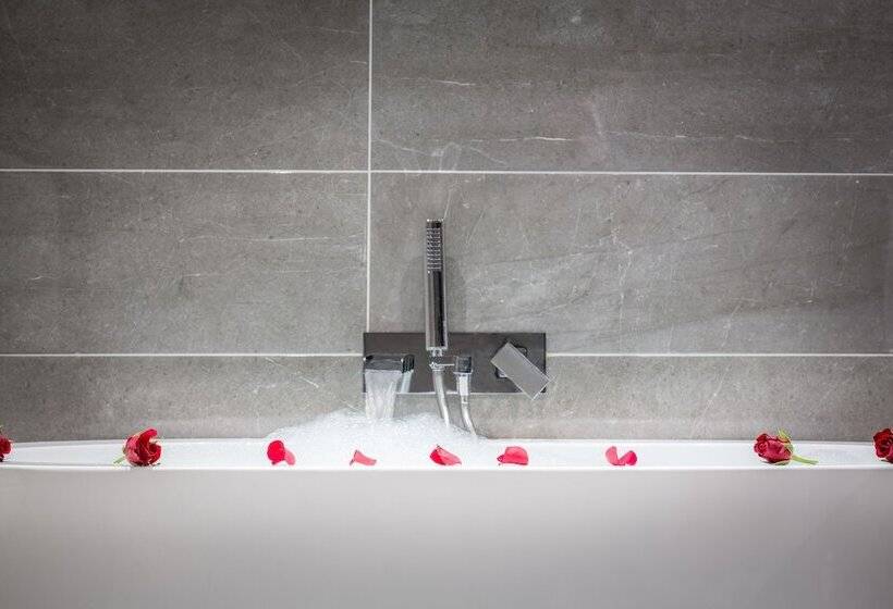 فندق Longcourt House