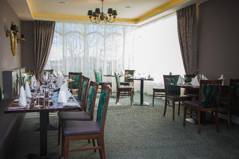 בית מלון כפרי Longcourt House