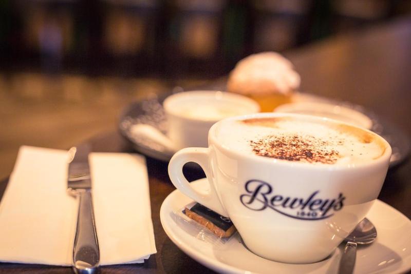 בית מלון כפרי Longcourt House