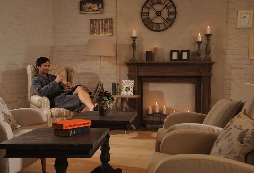 בית מלון כפרי Monte Mare Sauna Spa Sports