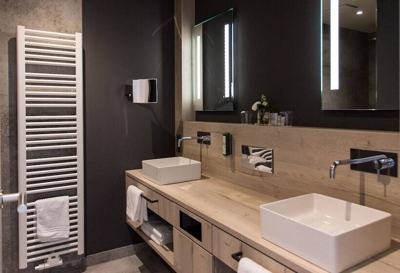 בית מלון כפרי Monte Mare Sauna Spa Sports