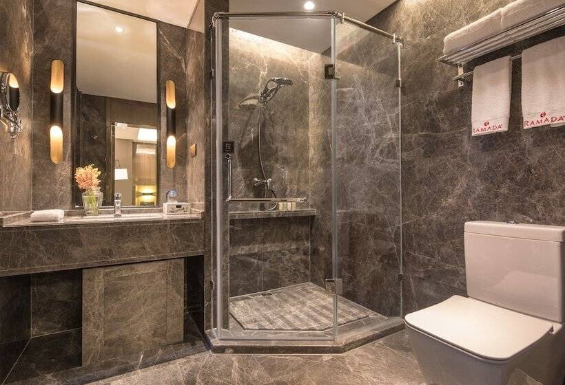 ホテル Leshan Ramada