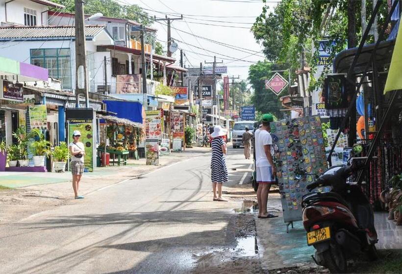 호텔 Ritz Gate Kalutara