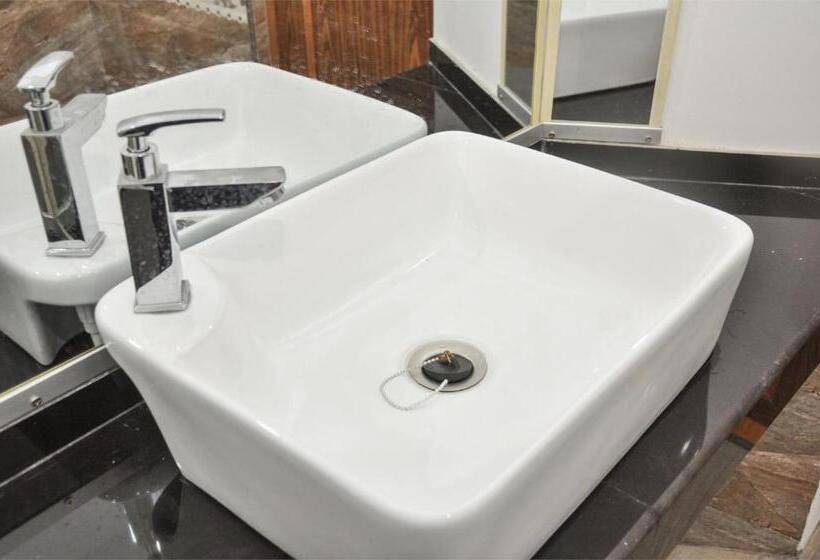 호텔 Ritz Gate Kalutara