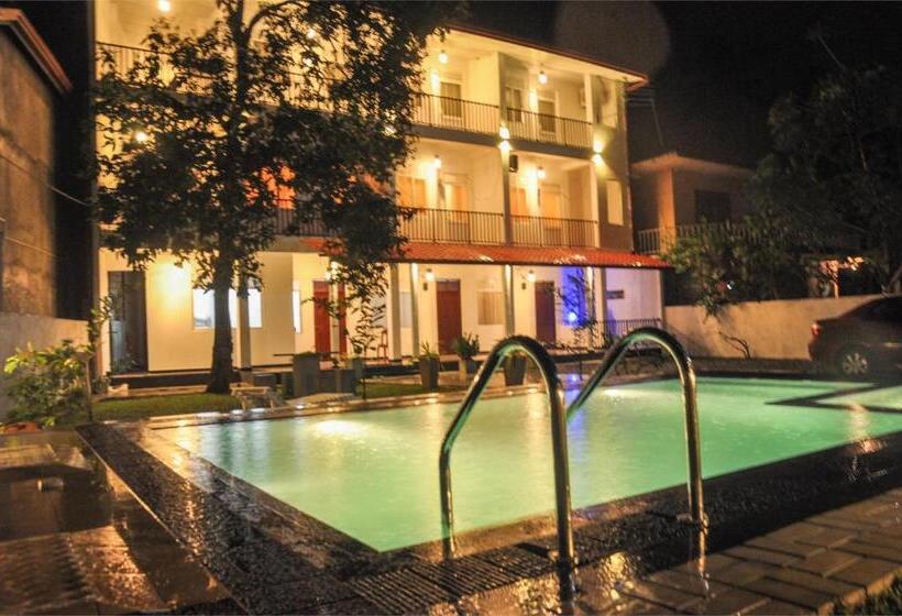 호텔 Ritz Gate Kalutara