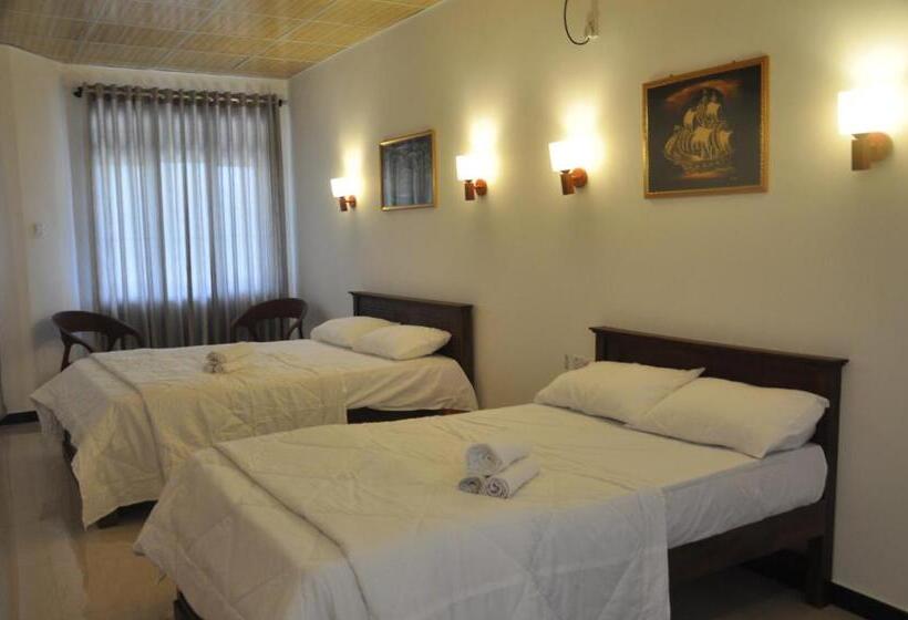 호텔 Ritz Gate Kalutara