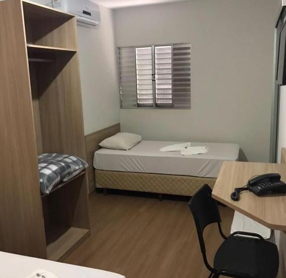 בית מלון כפרי Rota Hoteis Uberlandia