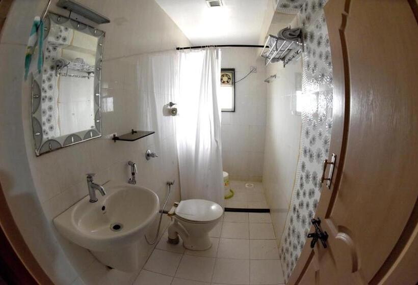 בית מלון כפרי Sharada International