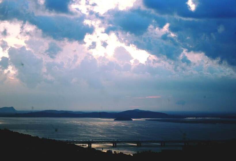 Отель Shreemoyee Inn