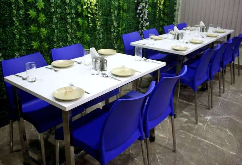 Отель Shreemoyee Inn