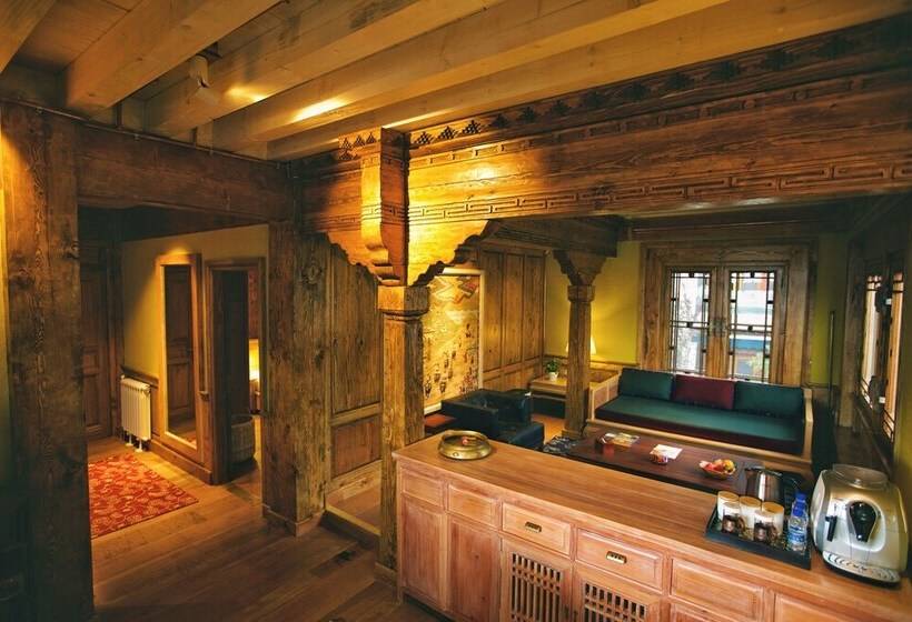 호텔 Songtsam Choskyi Linka Lhasa