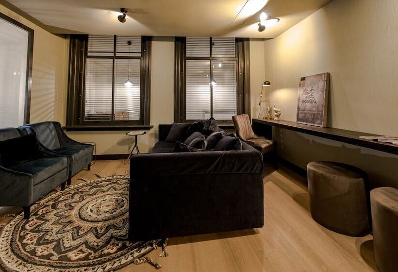 ホテル Stadsvilla Mout Rotterdamschiedam