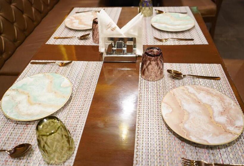 هتل The Kalinga Inn