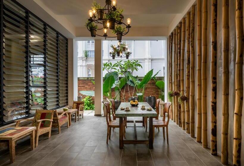 Treasures Hotel And Suites