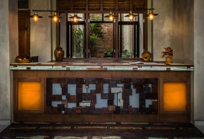 Treasures Hotel And Suites