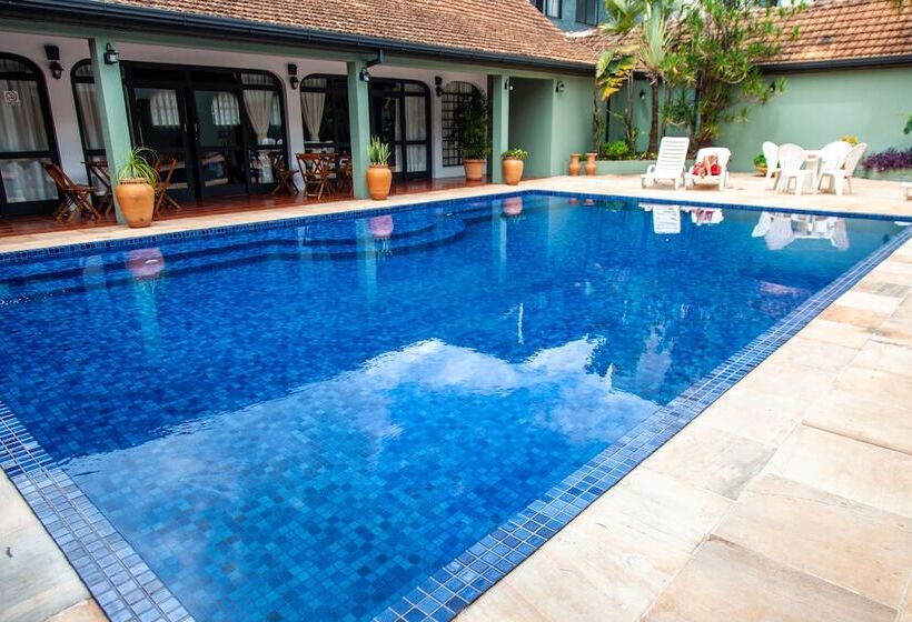 בית מלון כפרי Vila Verde