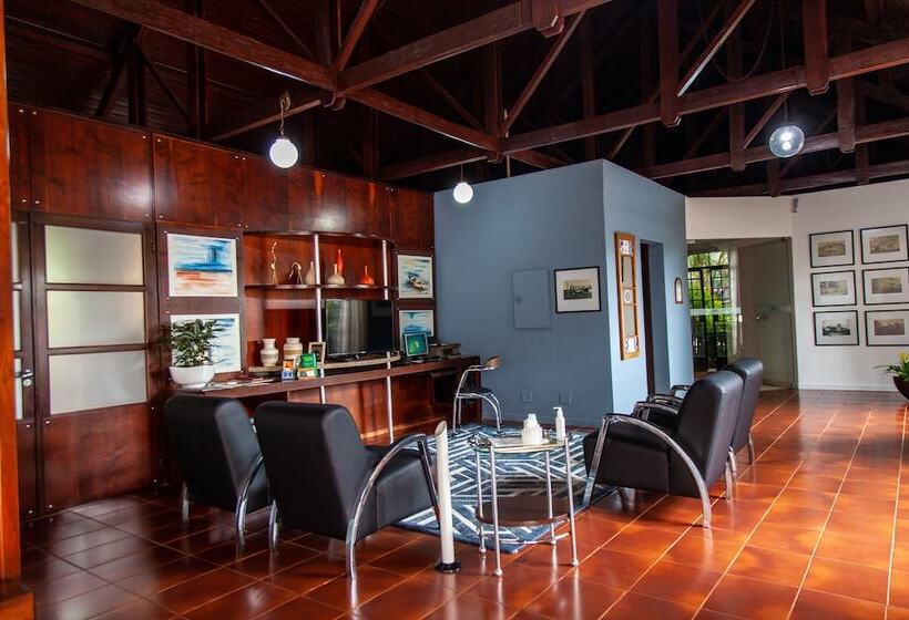 בית מלון כפרי Vila Verde