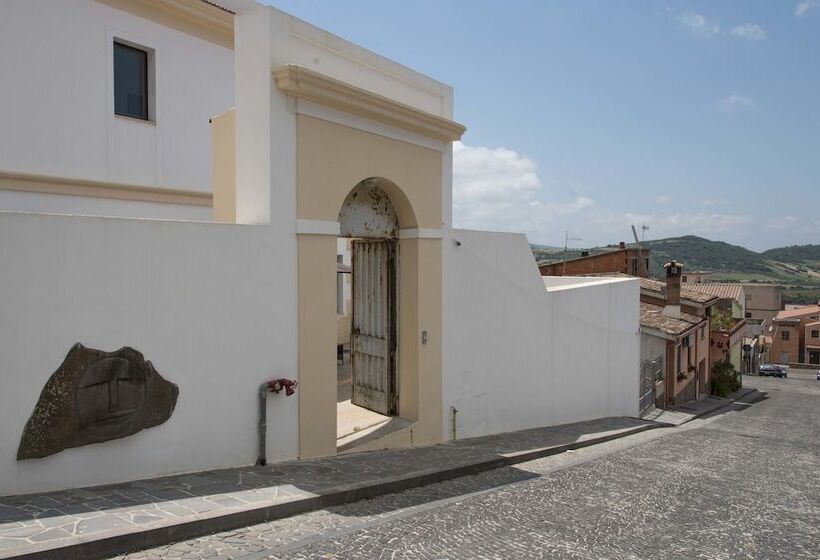 Отель Villa Santadi