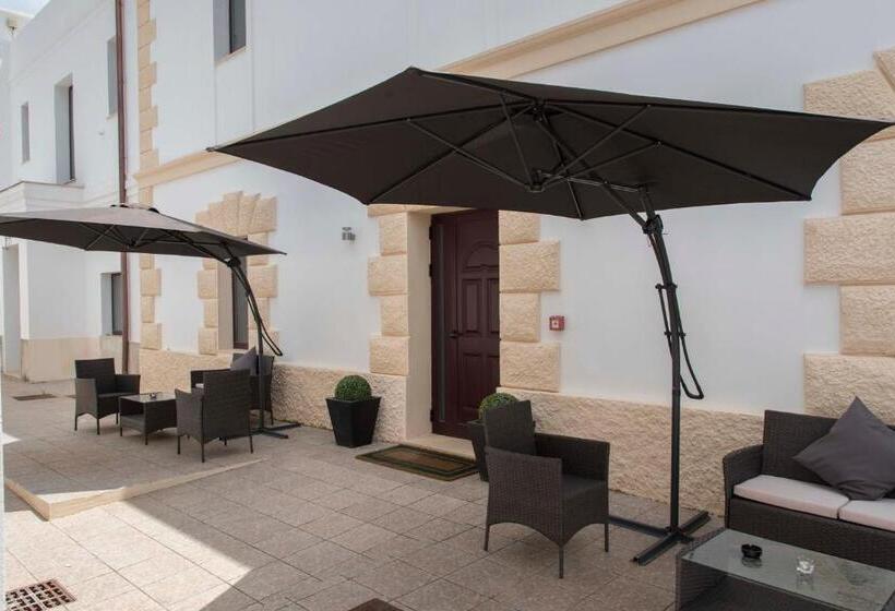 Отель Villa Santadi