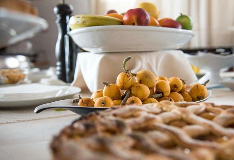 Отель Villa Santadi