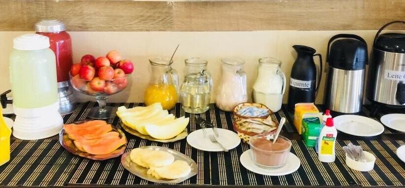 Отель Village Plaza