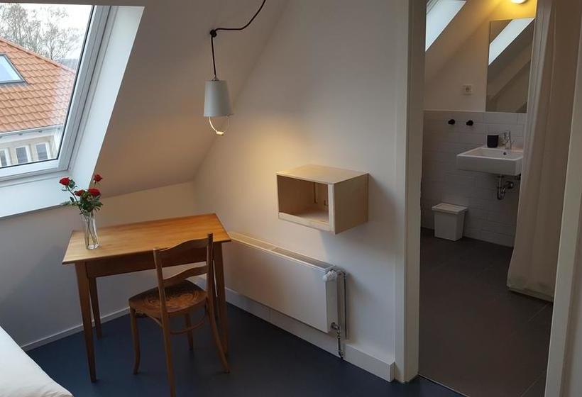 호텔 Seminar & Gästehaus Burghof Stauf